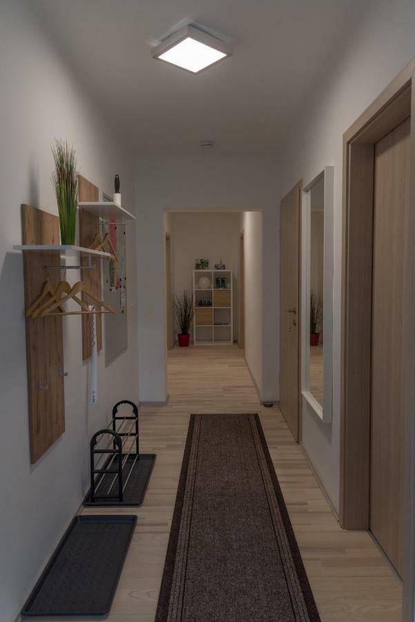 Apartment Sofia Bodensdorf Exteriör bild